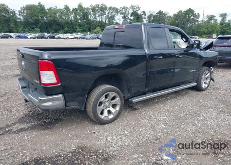 2020 Ram 1500 Big Horn Quad Cab 4X4 6'4 Box z USA, uszkodzony, nr VIN 1C6SRFBT6LN304215